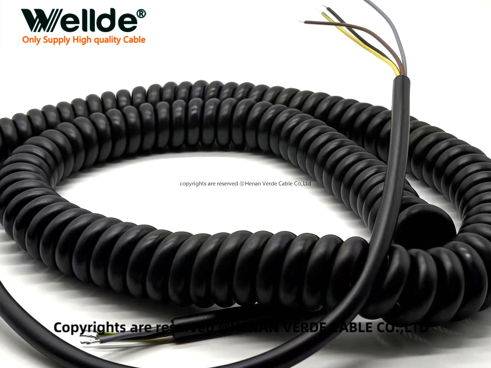 Industrial coiled cable with tinned copper wires