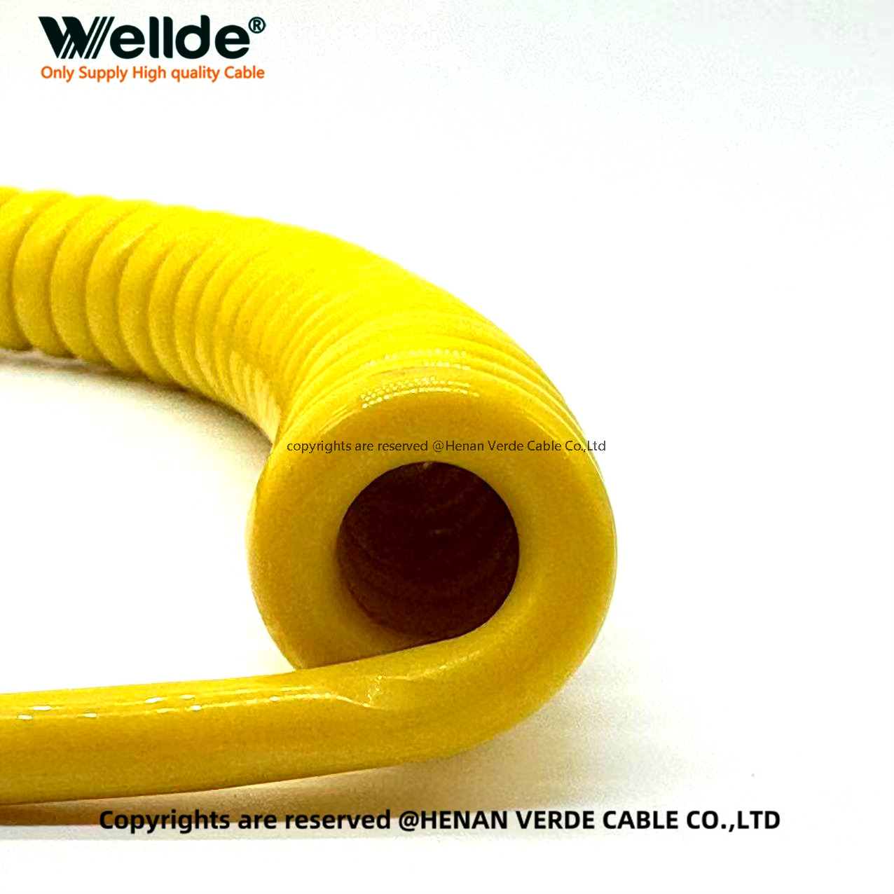 Durable PUR coiled wire for industry